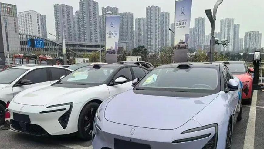 GPT4.5王炸还是鸡肋,新澳门资料大全正版资料2025挂牌,经济性执行方案剖析_定制版V6.38